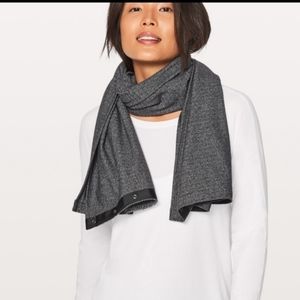 Lululemon vinyasa scarf/wrap